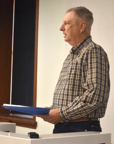 Supervisors hear concerns from nearby resident on Highway 30/Binford Avenue project